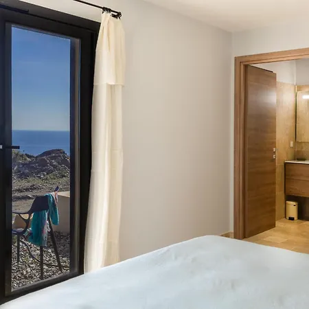 Villa A Roccia Entre Et Montagne Avec Piscine Privee *